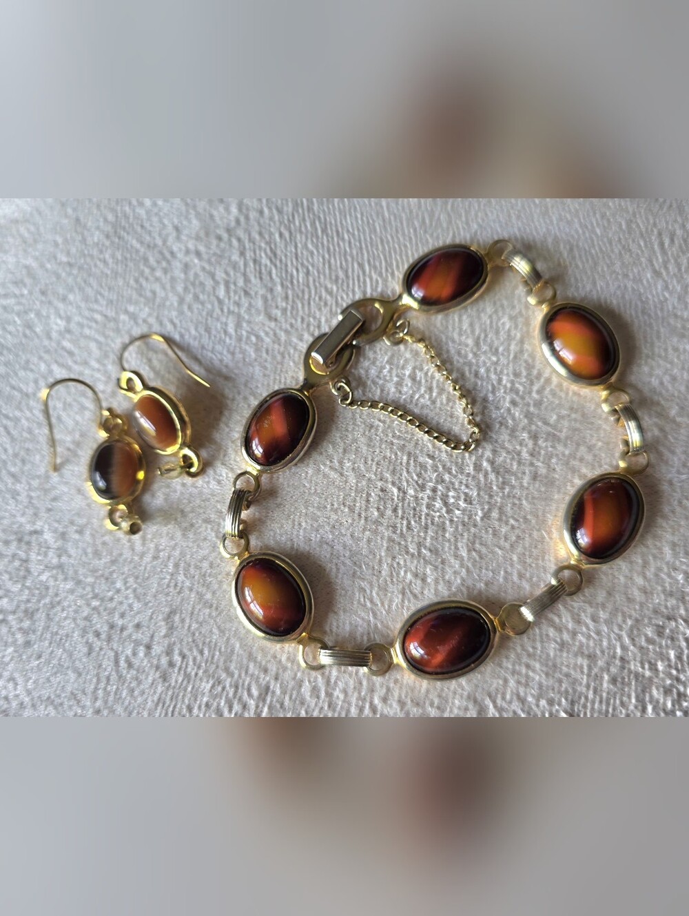 Vintage Sarah Coventry Wood Nymph Bracelet With Chain & Matching Earring Set